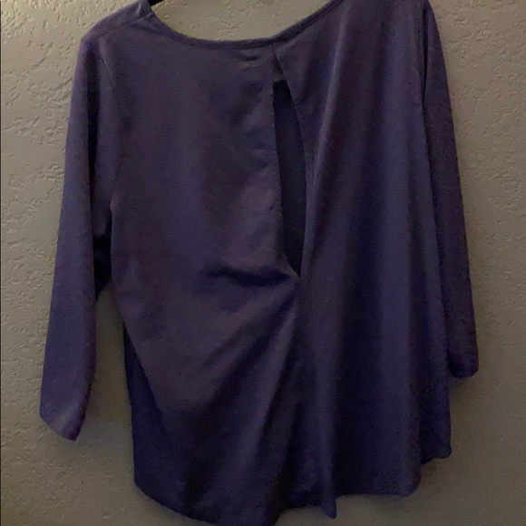 Too big - Picture 2 of 2